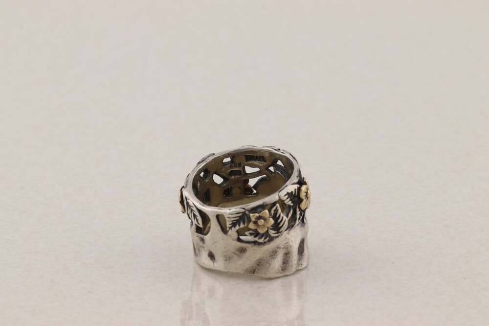 Sterling Silver Flower Leaf Ring Size 4 3/4 Woman Teen Child - Picture 8 of 8